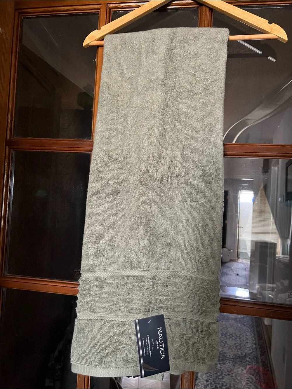 Nautica Tradewinds Green Plush Bath Towels - Set of 2